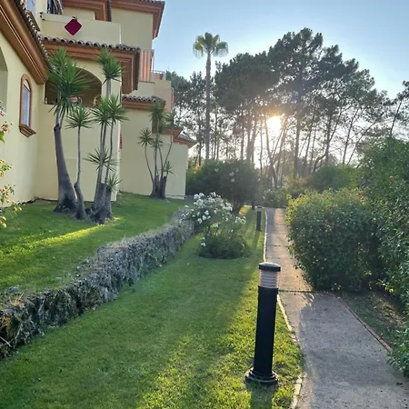 Golf Apartment
